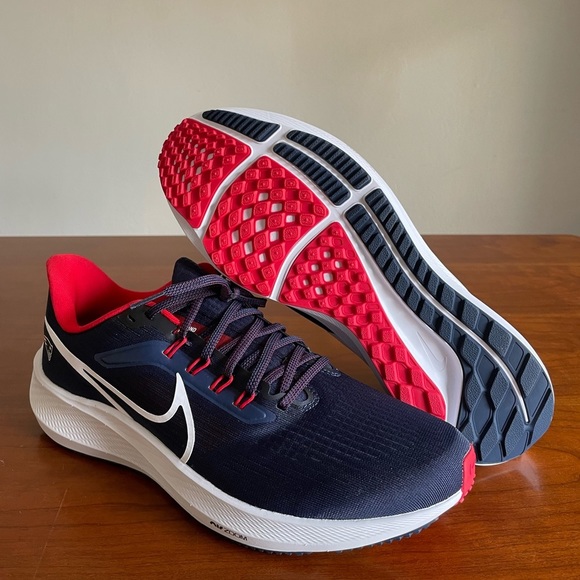 nike zoom pegasus patriots